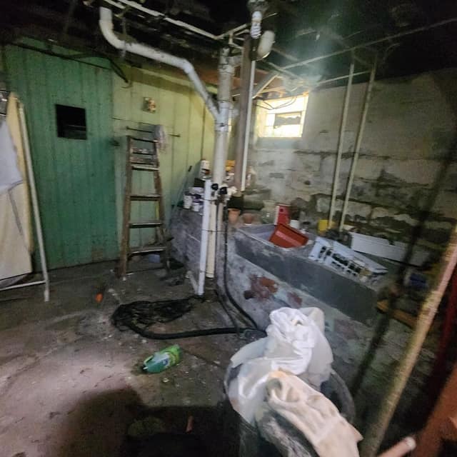 2847 E 98th St photo 10