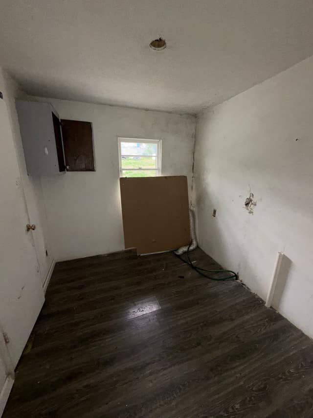 3024 Glenwood Ave photo 3