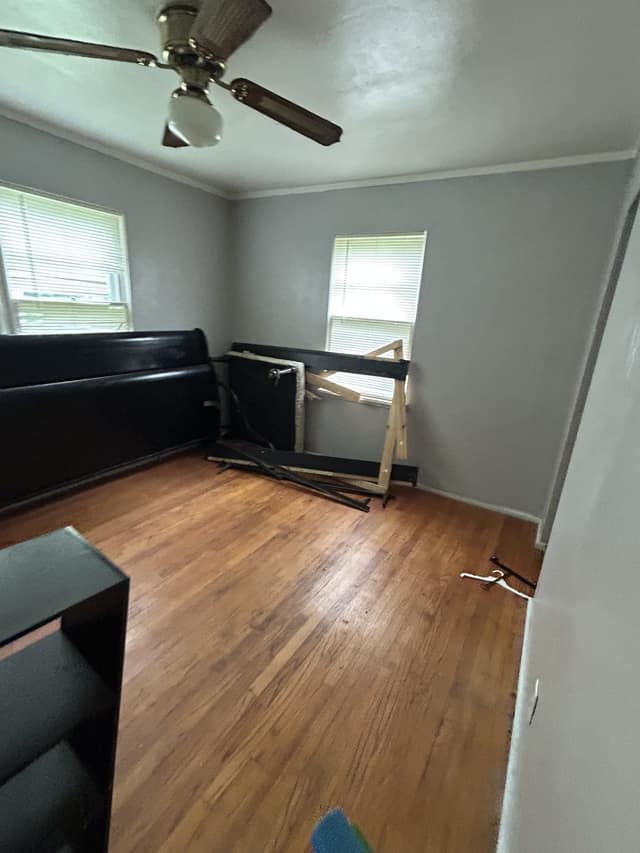 306 Isabell St photo 4