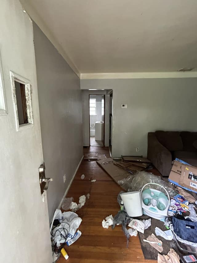 306 Isabell St photo 6