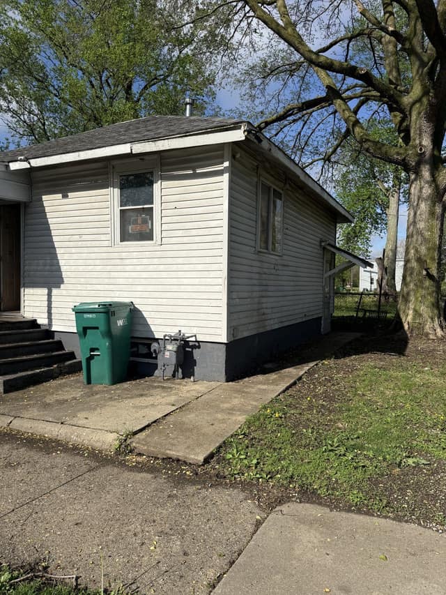 347 N Stone St photo 26