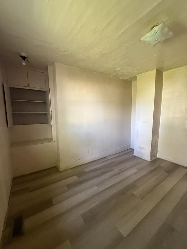 347 N Stone St photo 3