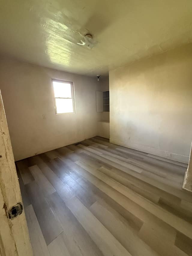 347 N Stone St photo 13