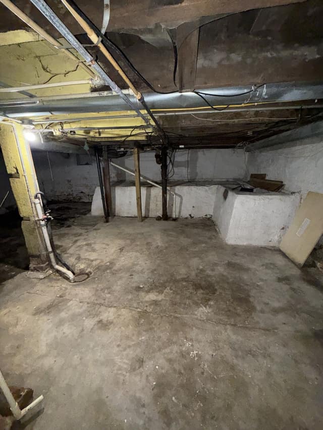 347 N Stone St photo 15