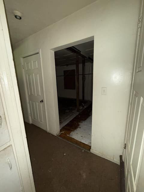 3501 Milbourne Avenue photo 6
