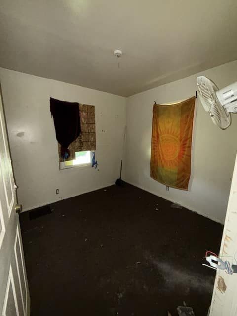 3501 Milbourne Avenue photo 8