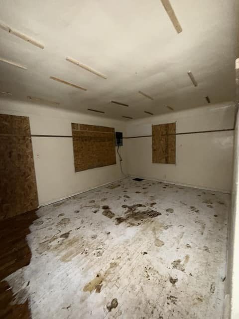3501 Milbourne Avenue photo 9