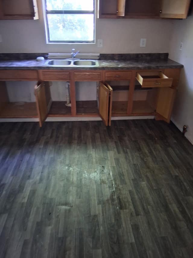 3645 McCasland Ave photo 7