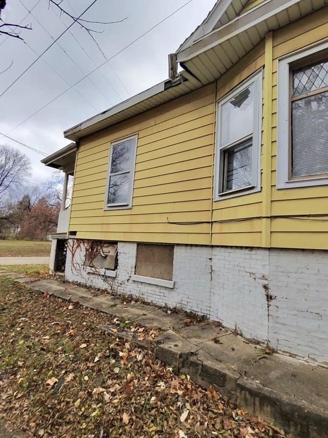406 Morton St photo 27