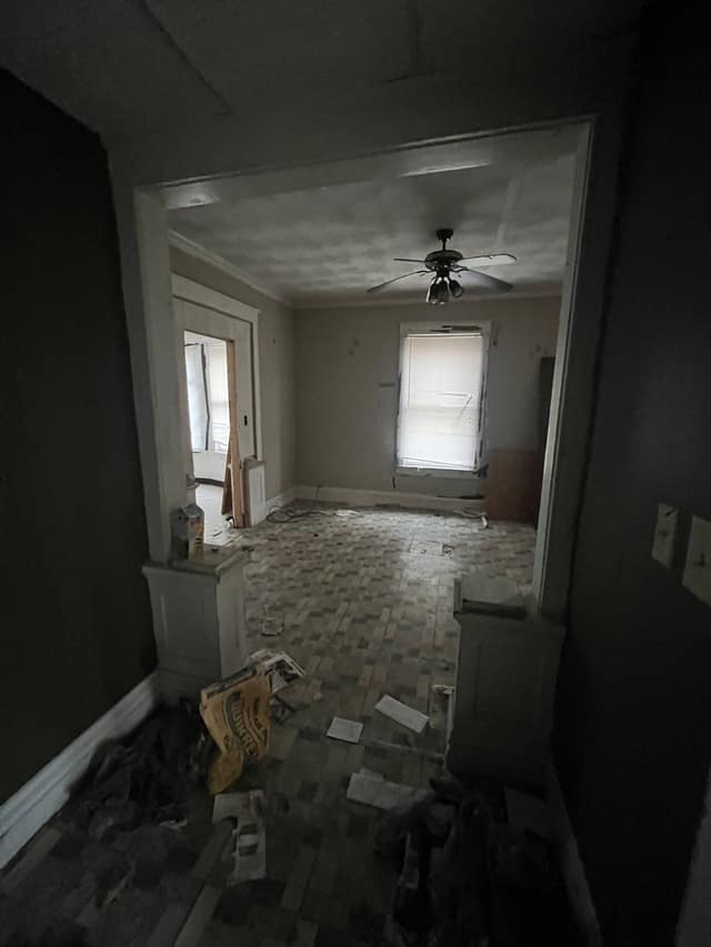 406 Morton St photo 13