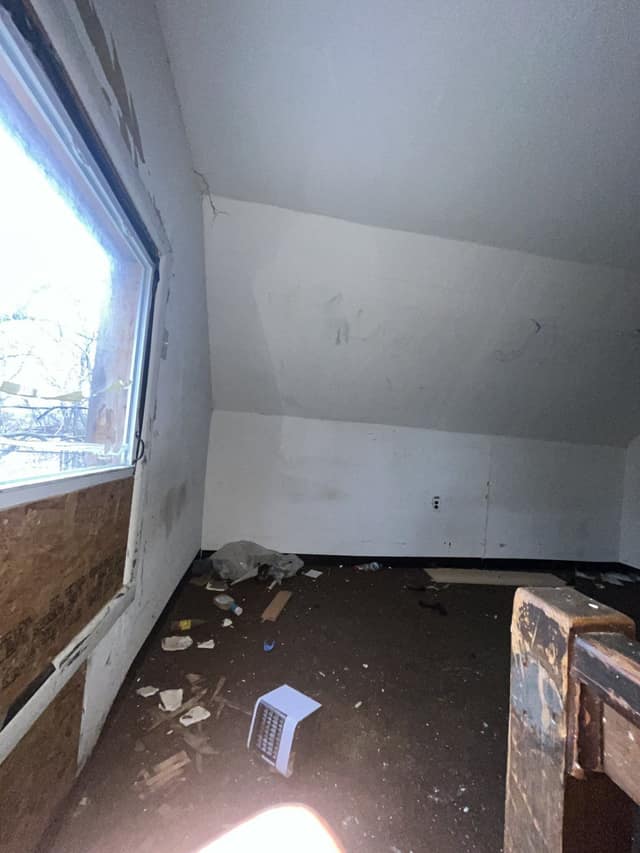 406 Morton St photo 7