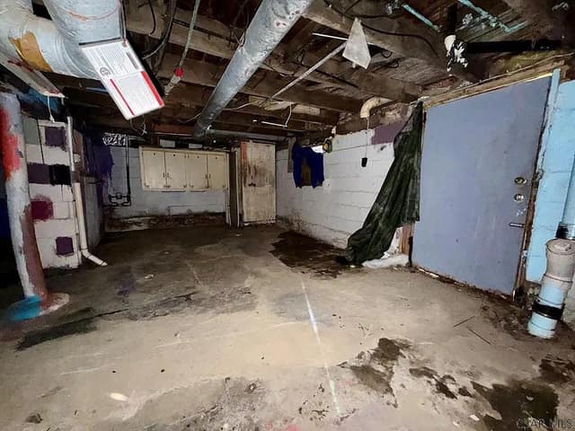 431 Finch St photo 14