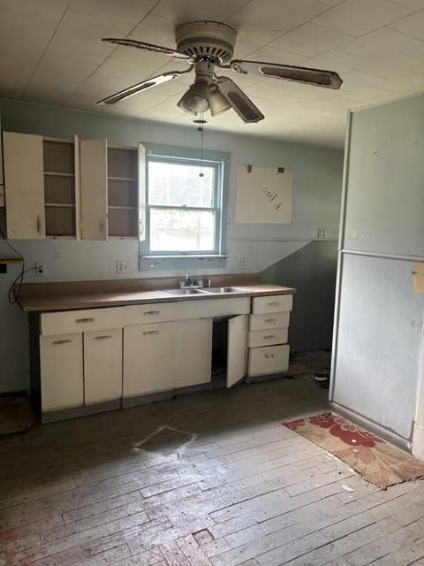 435 S Cedar Street photo 28