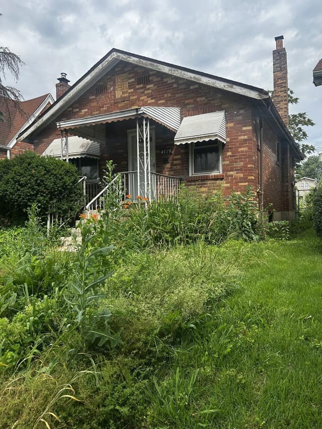 4719 Plover Ave photo 2