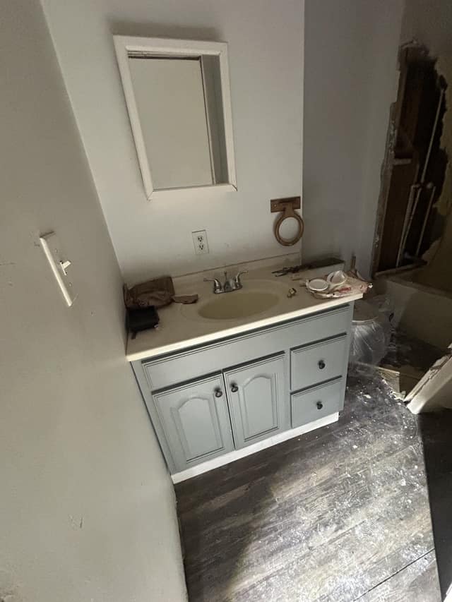 4 W Delmar Ave photo 12