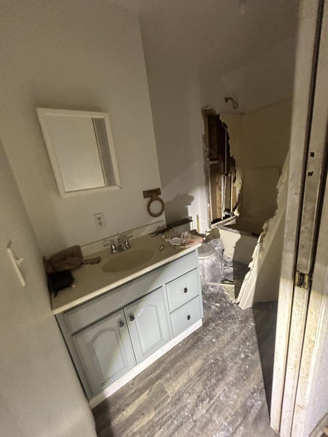 4 W Delmar Ave photo 13