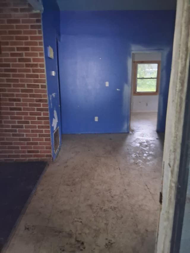 500 Saint Thomas Ln photo 7