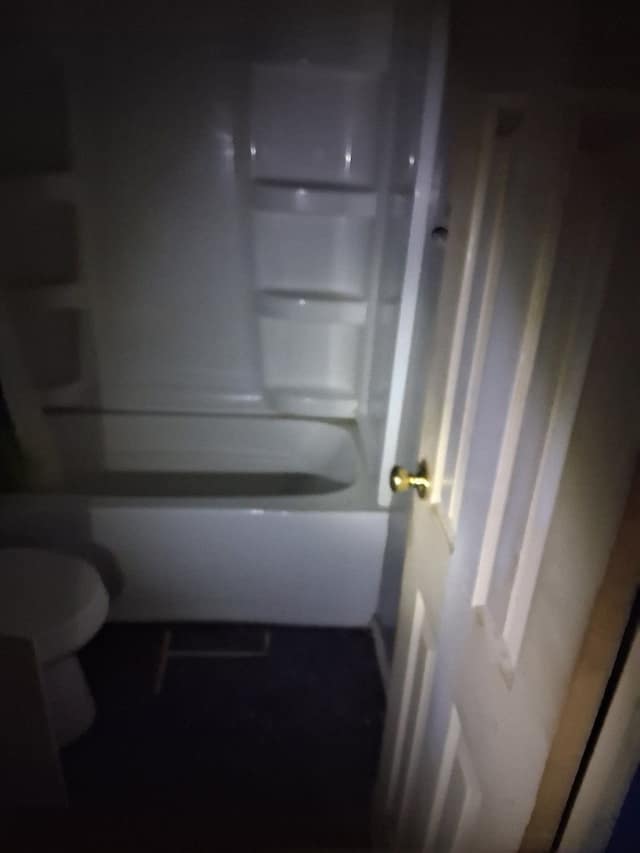 500 Saint Thomas Ln photo 9