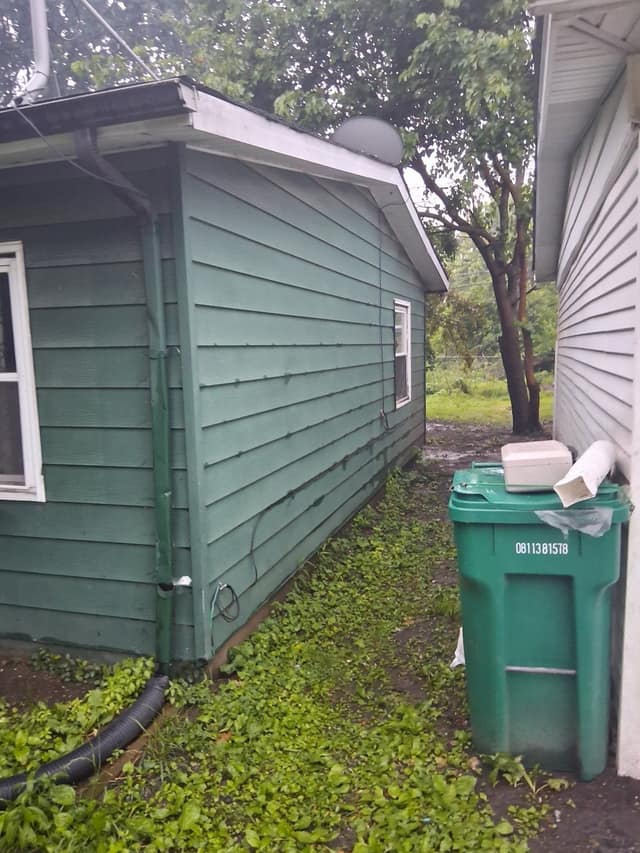 500 Saint Thomas Ln photo 18