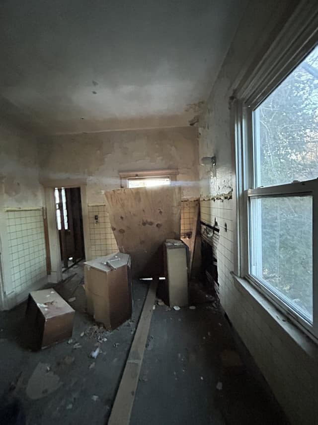 5403 Helen Ave photo 13