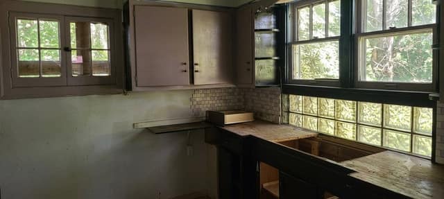 541 N 27th St photo 3