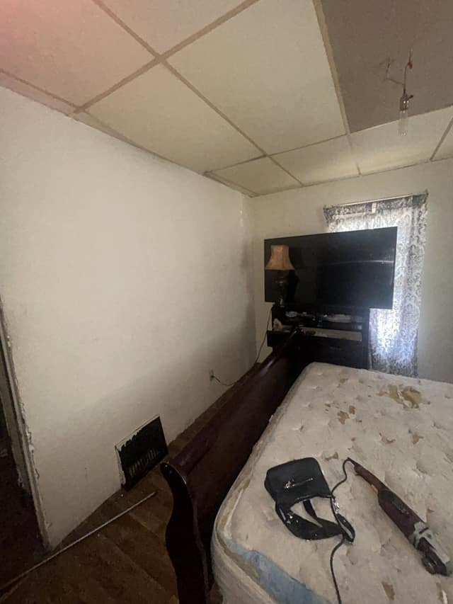 5617 Warren Ave photo 6