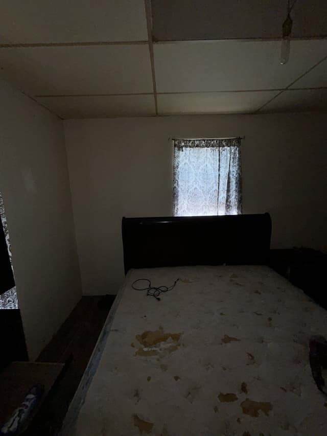 5617 Warren Ave photo 3