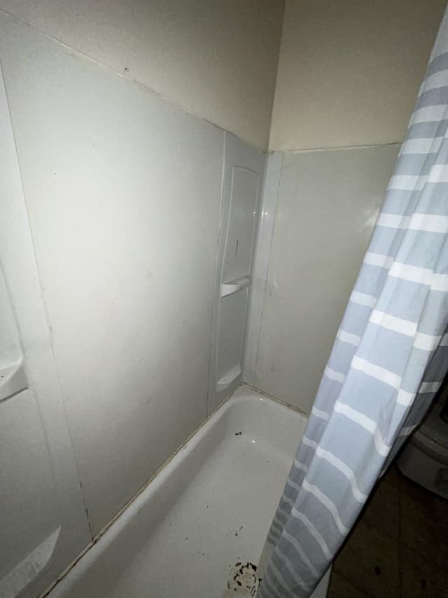 5617 Warren Ave photo 10