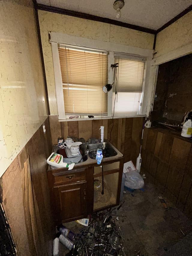 5617 Warren Ave photo 17