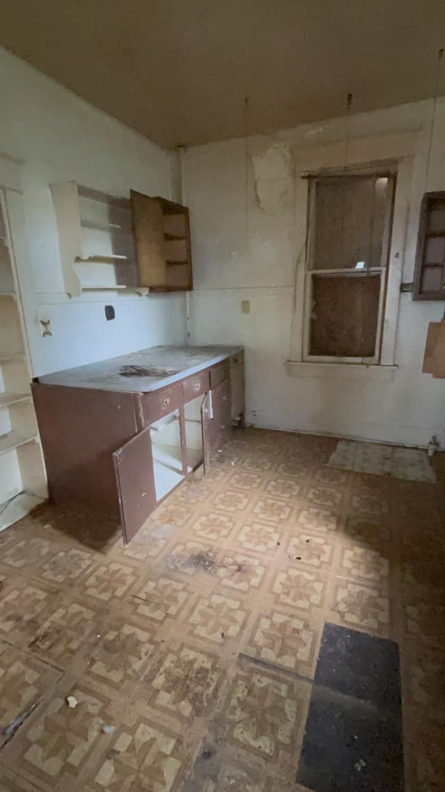 609 Tracy St photo 10