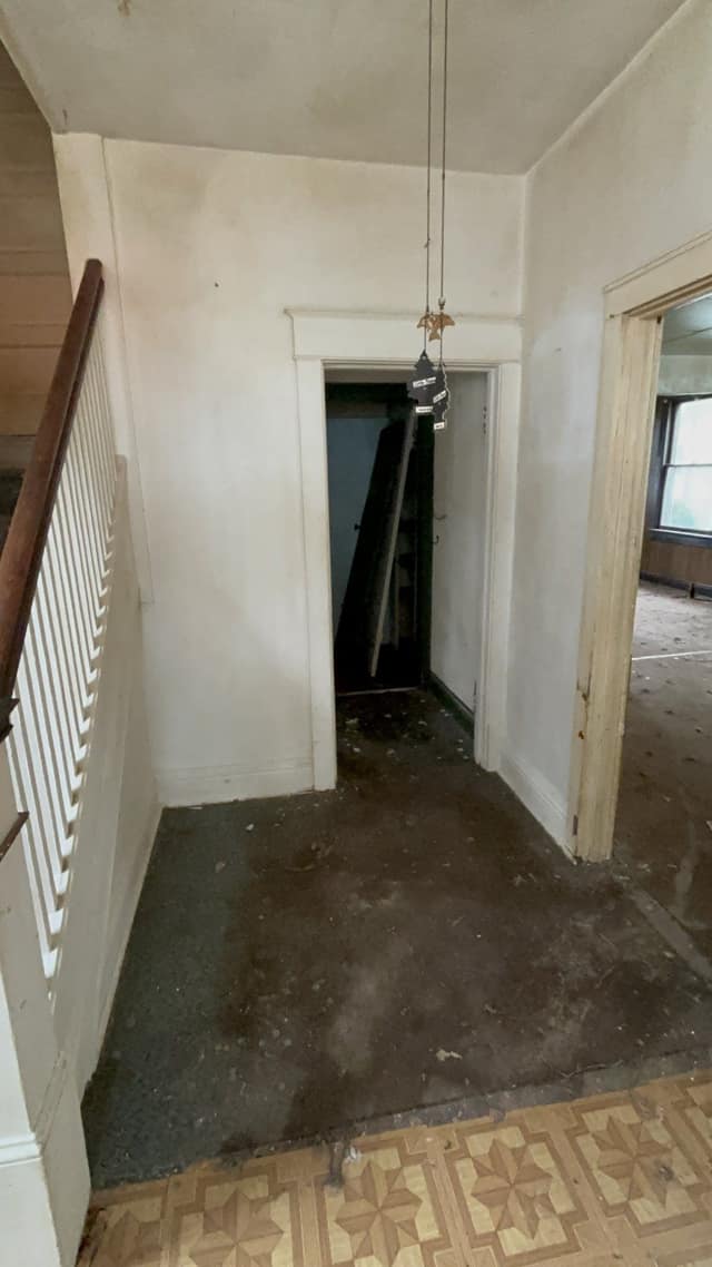 609 Tracy St photo 14