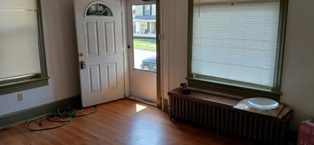 648–650 Linden Ave photo 12