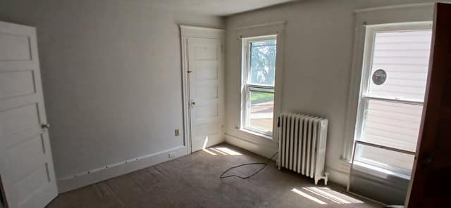 648–650 Linden Ave photo 16