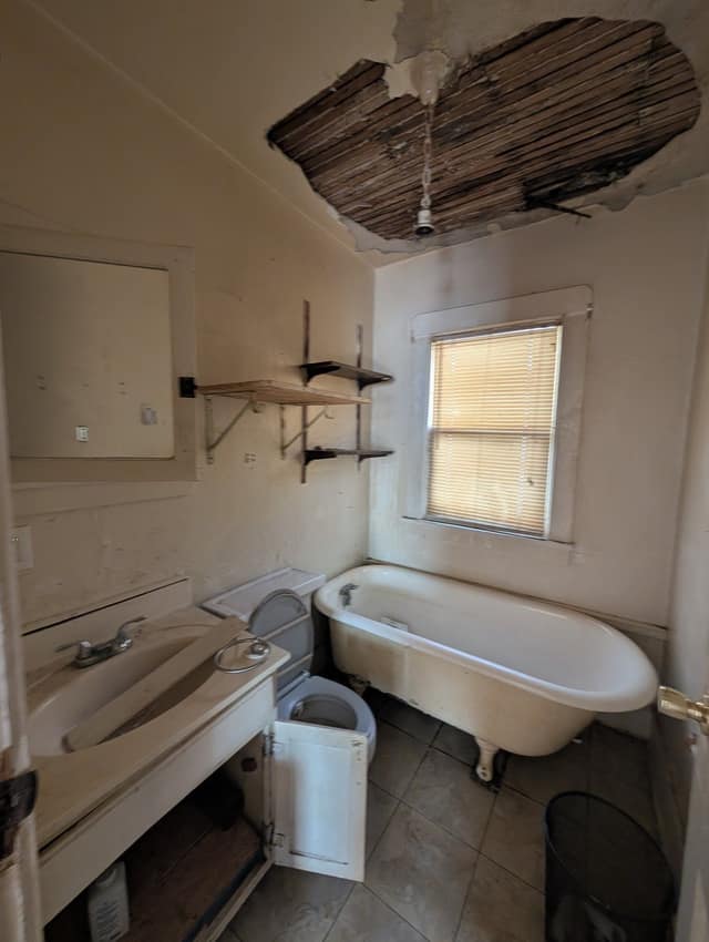 715 W Thrush Ave photo 7