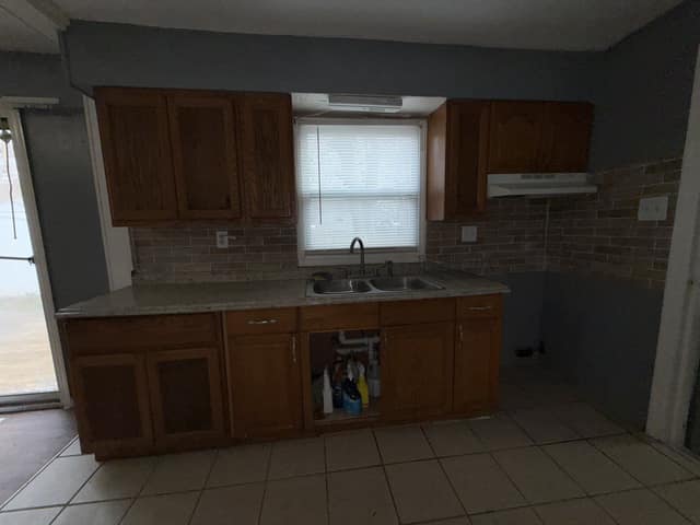 804 Otto St photo 17