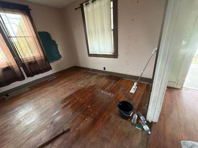 805 S Hickory St photo 23