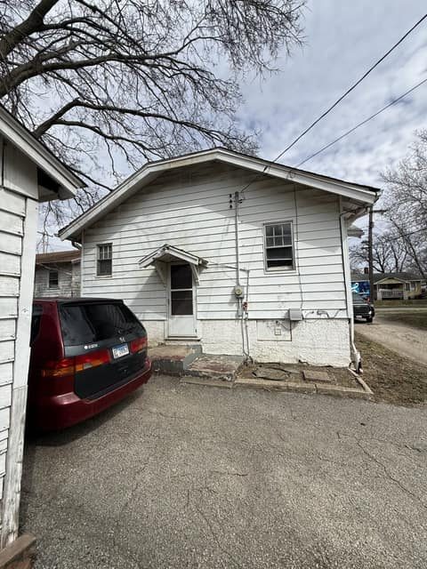 821 N Oakland Ave photo 15