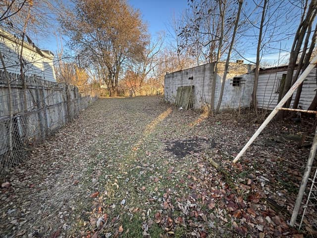 924 N Edmond St photo 12