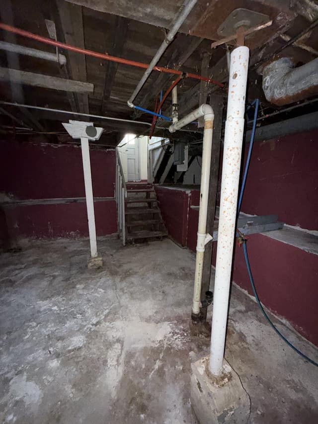 968 W View St photo 16