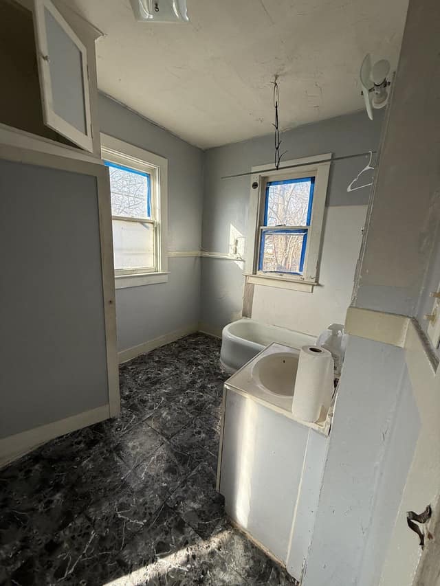968 W View St photo 13