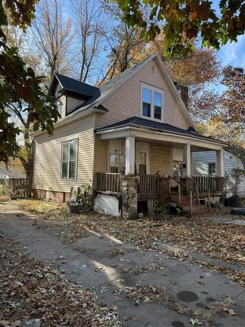 989 W Packard Ave photo 23