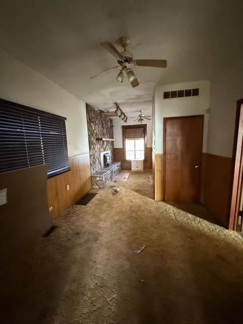 989 W Packard Ave photo 3