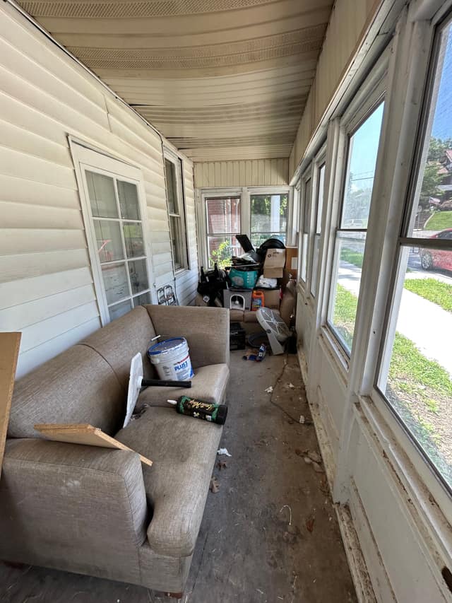 718 South Church Street photo 2