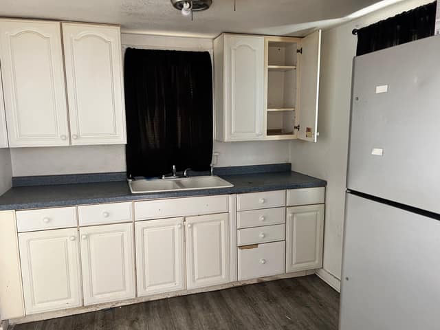 1524 N Summit Ave photo 12