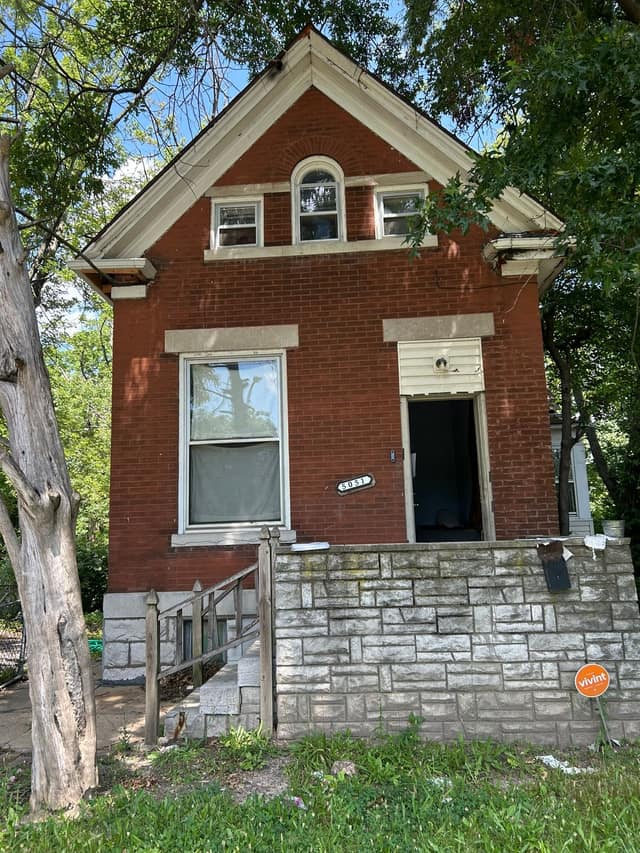5051 Thrush Avenue photo 1