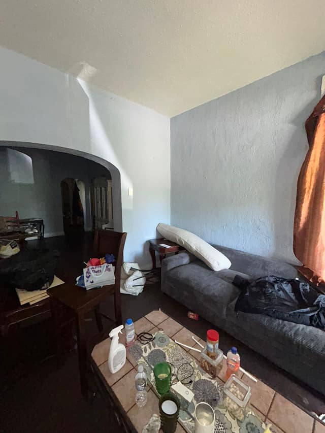 5051 Thrush Avenue photo 4
