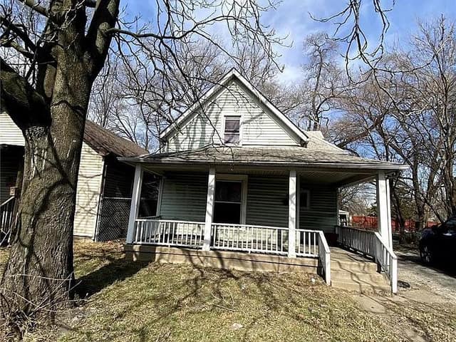 2021 Edwardsville Rd photo 1