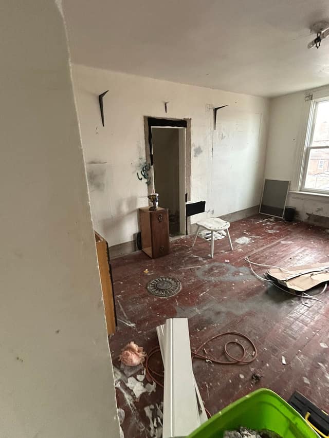 106 S Benton St photo 24