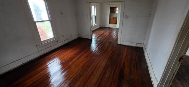 1119 S Brookside Ave photo 3