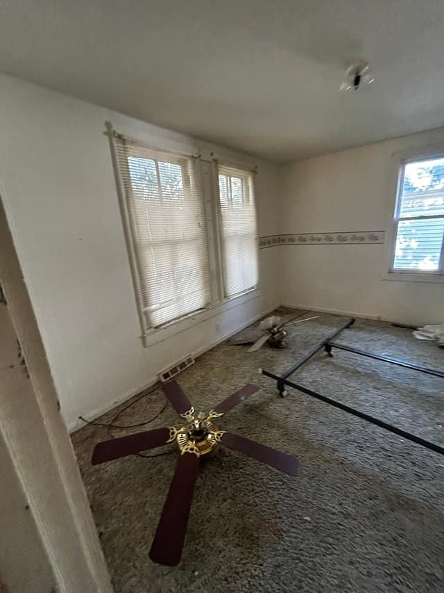 304 N Spruce St photo 10